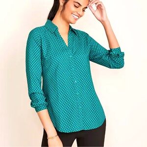NWT! Ann Taylor Silky Diamond Grid Essential Shirt/ Size S